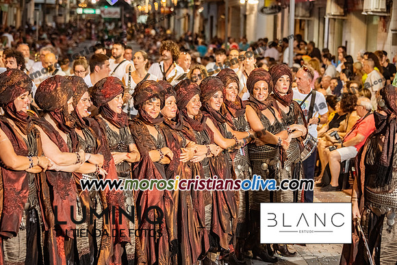 7U0A9486