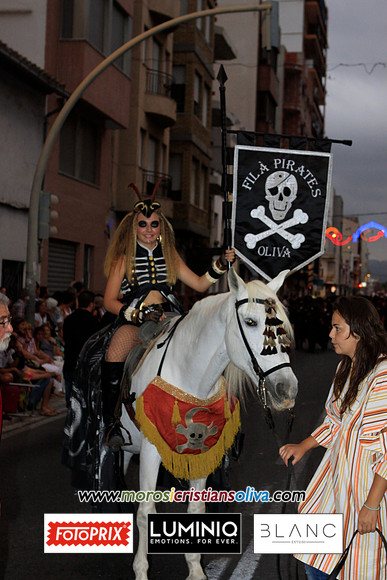 03620 MOROS I CRISTIANS OLIVA 2011