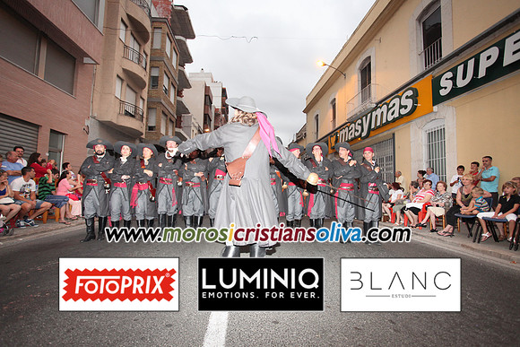 03635 MOROS I CRISTIANS OLIVA 2011