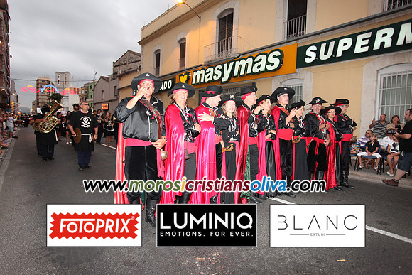 03670 MOROS I CRISTIANS OLIVA 2011