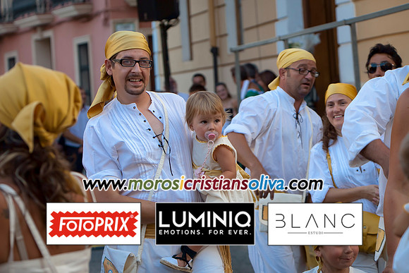 0765 MOROS I CRISTIANS OLIVA 2012