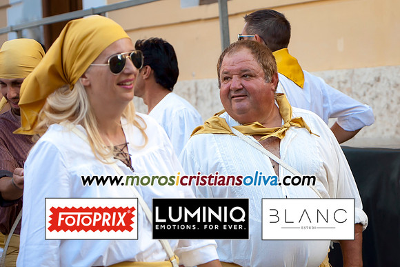 0763 MOROS I CRISTIANS OLIVA 2012