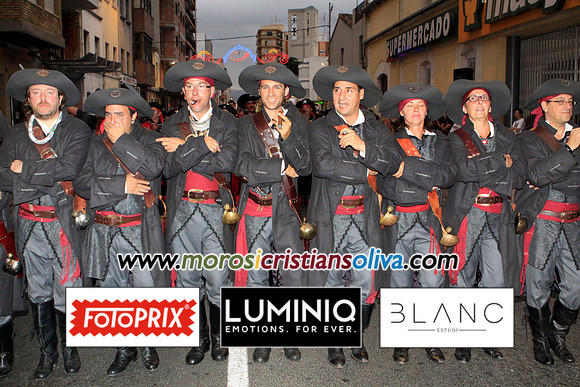 03645 MOROS I CRISTIANS OLIVA 2011
