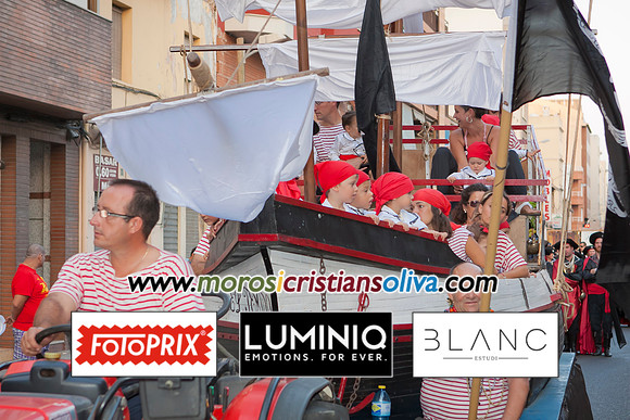 3017 MOROS I CRISTIANS OLIVA 2012