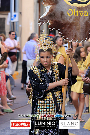 00788 MOROS I CRISTIANS OLIVA 2011
