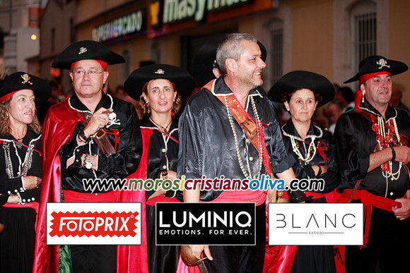 03699 MOROS I CRISTIANS OLIVA 2011