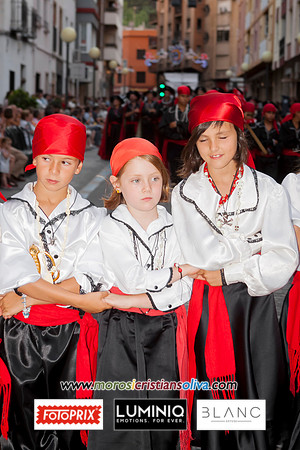 02382-MOROS_2013