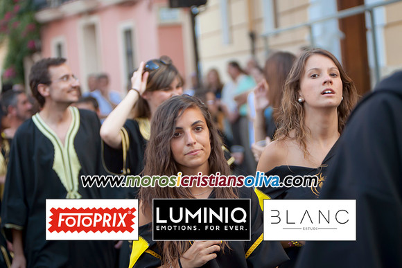 0850 MOROS I CRISTIANS OLIVA 2012