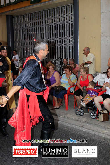 03653 MOROS I CRISTIANS OLIVA 2011