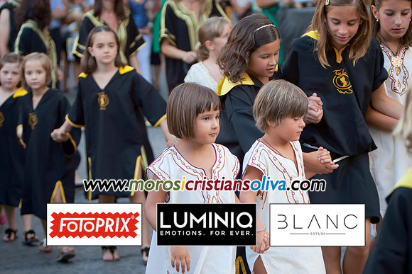 0841 MOROS I CRISTIANS OLIVA 2012