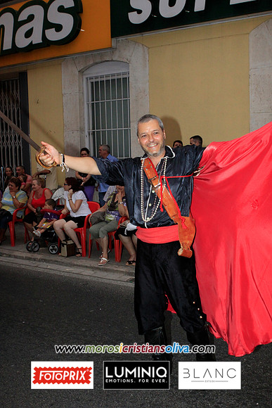03658 MOROS I CRISTIANS OLIVA 2011