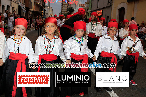 03705 MOROS I CRISTIANS OLIVA 2011