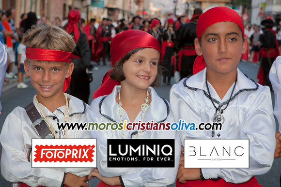 2964 MOROS I CRISTIANS OLIVA 2012