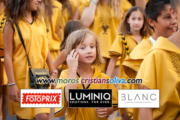 0828 MOROS I CRISTIANS OLIVA 2012