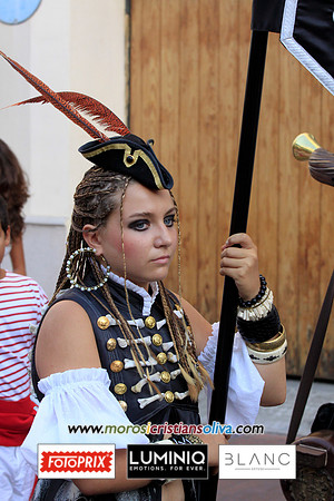 00738 MOROS I CRISTIANS OLIVA 2011