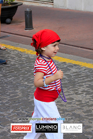 00742 MOROS I CRISTIANS OLIVA 2011