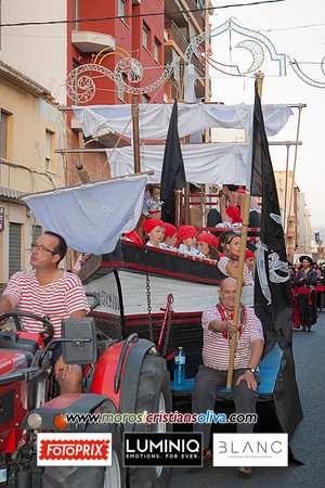 3016 MOROS I CRISTIANS OLIVA 2012