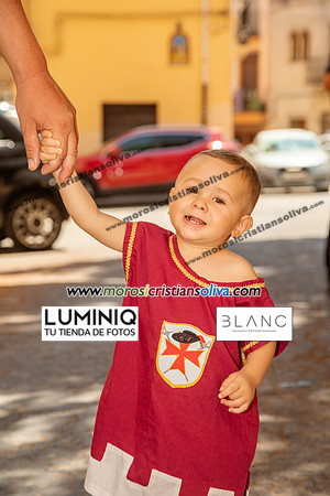 7U0A2335