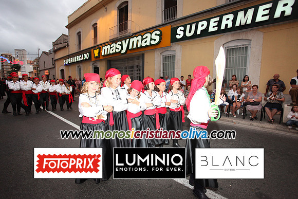03731 MOROS I CRISTIANS OLIVA 2011
