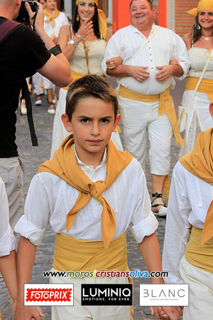 00723 MOROS I CRISTIANS OLIVA 2011