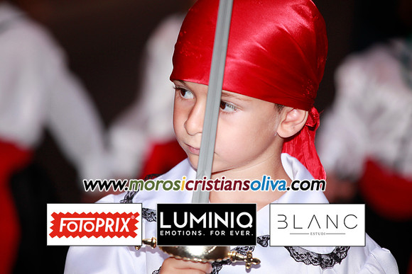 03715 MOROS I CRISTIANS OLIVA 2011
