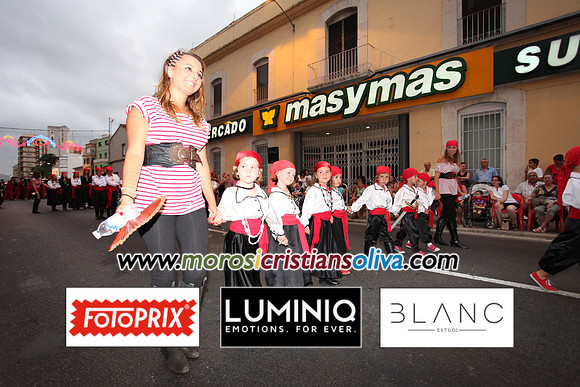 03712 MOROS I CRISTIANS OLIVA 2011