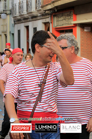 00746 MOROS I CRISTIANS OLIVA 2011