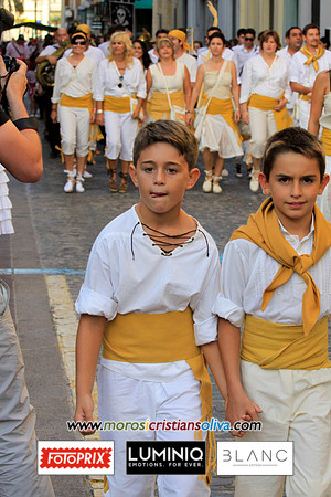 00721 MOROS I CRISTIANS OLIVA 2011
