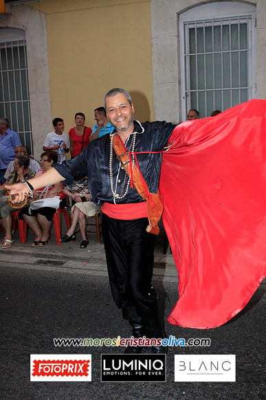 03657 MOROS I CRISTIANS OLIVA 2011