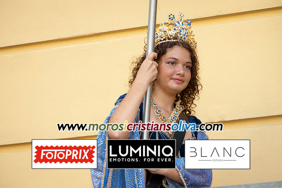 0821 MOROS I CRISTIANS OLIVA 2012