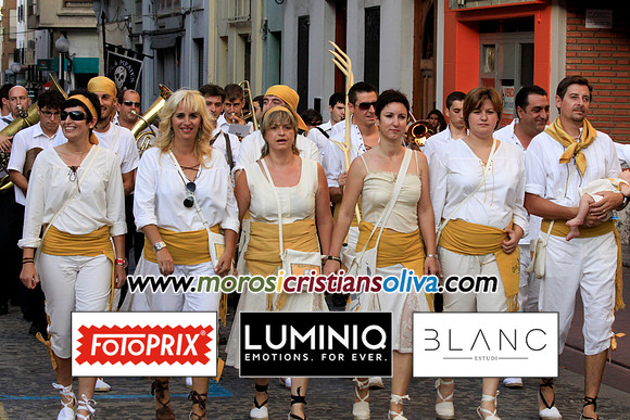 00727 MOROS I CRISTIANS OLIVA 2011