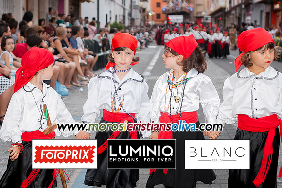02348-MOROS_2013