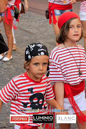 00739 MOROS I CRISTIANS OLIVA 2011