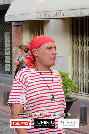 00747 MOROS I CRISTIANS OLIVA 2011