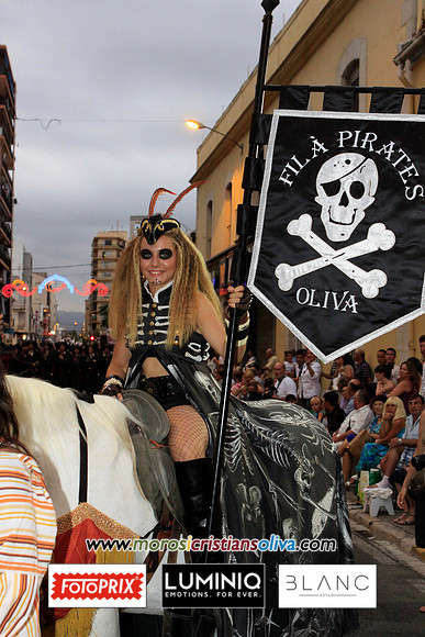 03624 MOROS I CRISTIANS OLIVA 2011