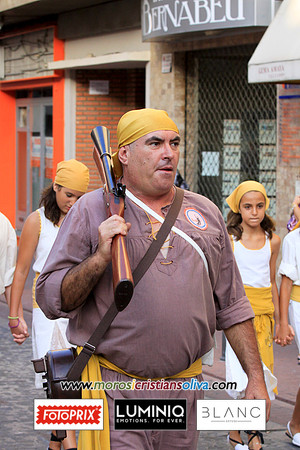 00719 MOROS I CRISTIANS OLIVA 2011