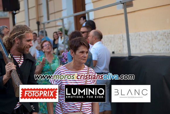 0792 MOROS I CRISTIANS OLIVA 2012