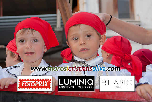 3022 MOROS I CRISTIANS OLIVA 2012
