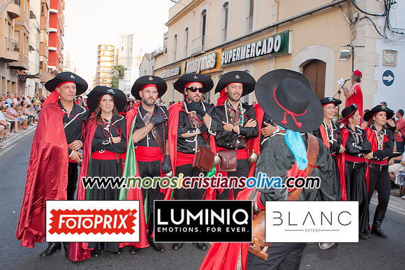 2917 MOROS I CRISTIANS OLIVA 2012