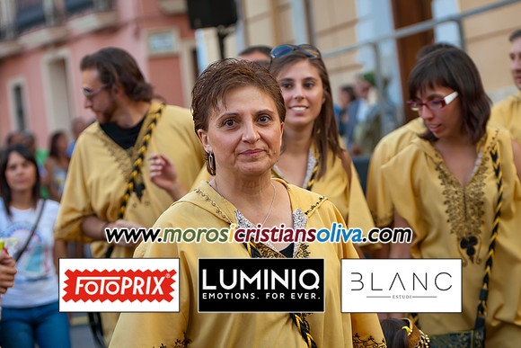 0834 MOROS I CRISTIANS OLIVA 2012