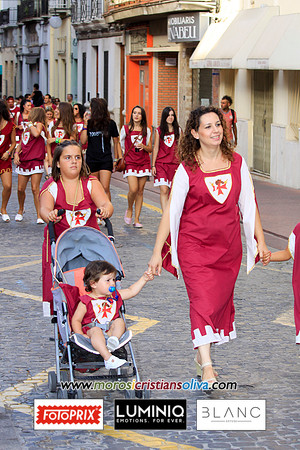 00698 MOROS I CRISTIANS OLIVA 2011