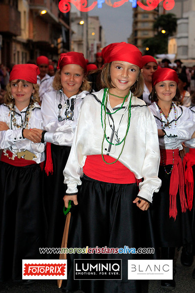 03719 MOROS I CRISTIANS OLIVA 2011