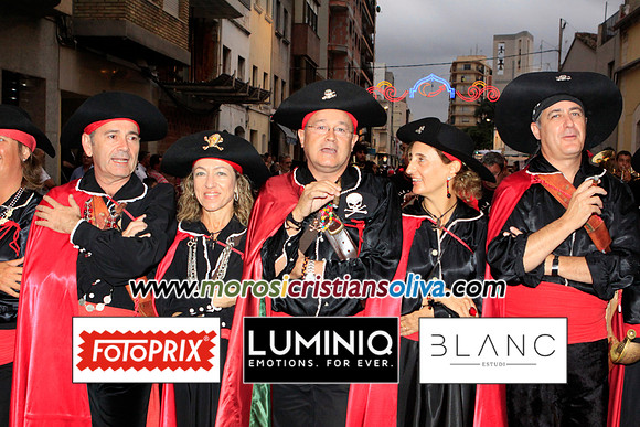 03664 MOROS I CRISTIANS OLIVA 2011