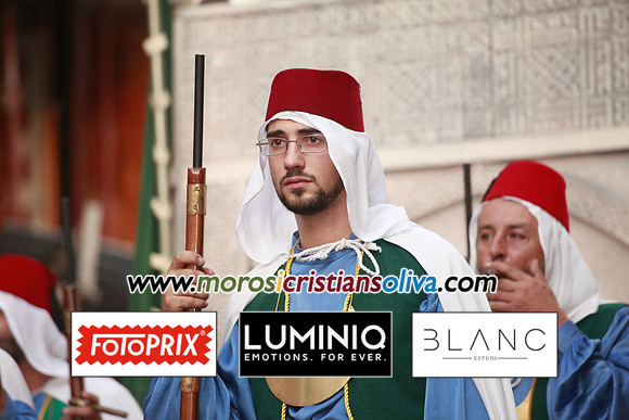 06129 MOROS I CRISTIANS OLIVA 2011