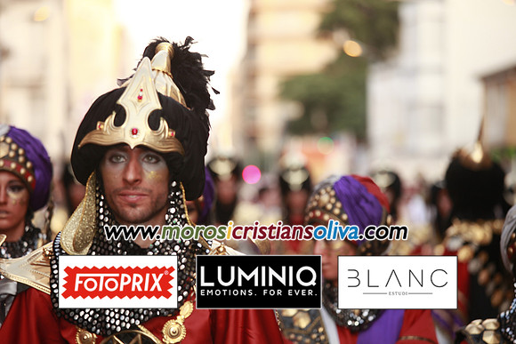 06199 MOROS I CRISTIANS OLIVA 2011