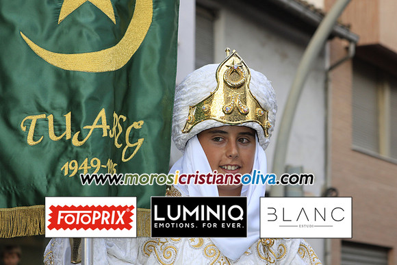 06174 MOROS I CRISTIANS OLIVA 2011