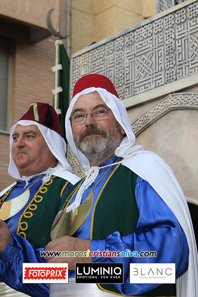 06190 MOROS I CRISTIANS OLIVA 2011