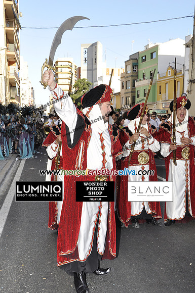0111 Moros Oliva 2009