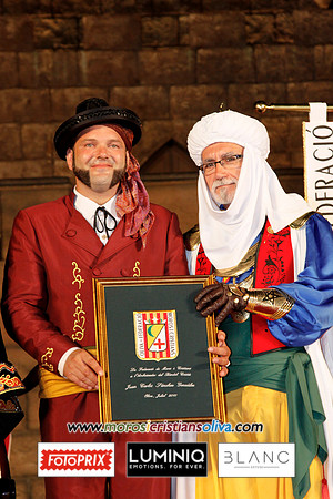 8906moros i cristians oliva 2010