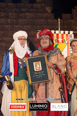 8898moros i cristians oliva 2010